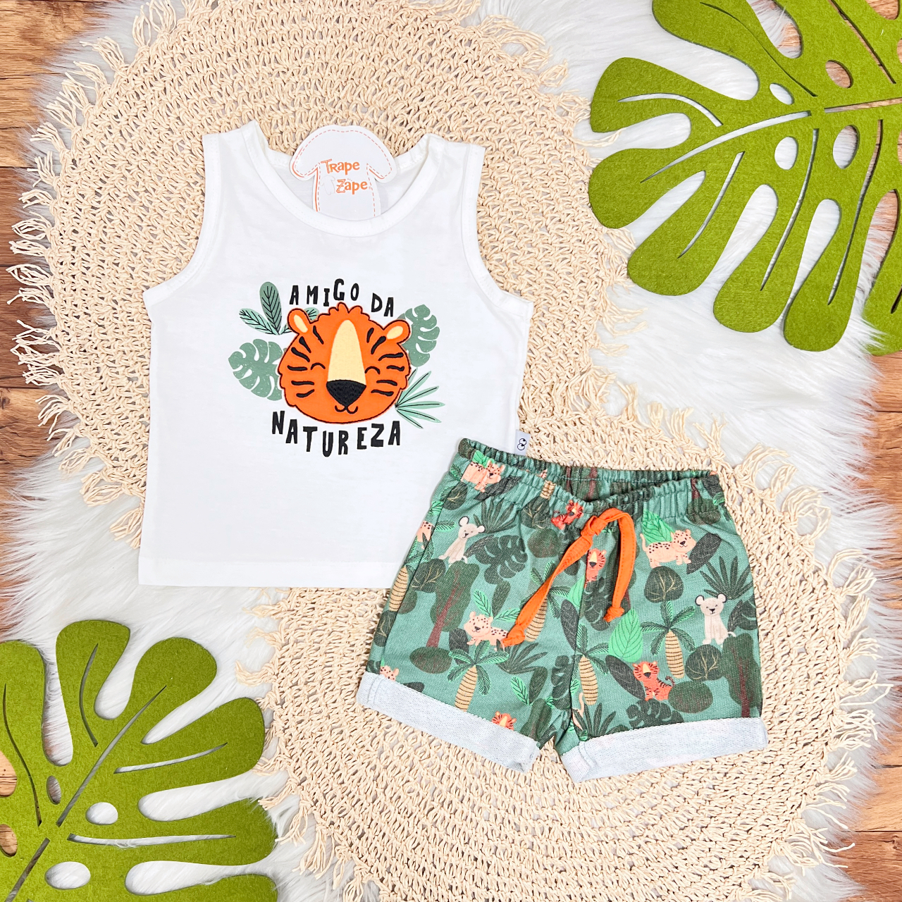 Conj. Regata Tigre Amigo da Natureza e Bermuda - Off White e Verde